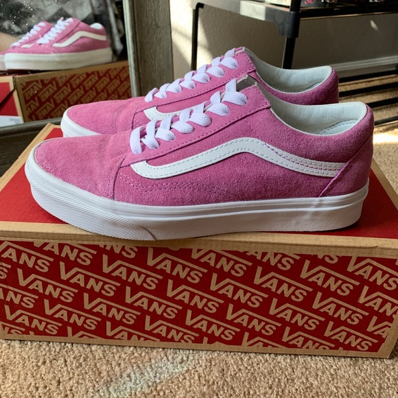 Vans Shoes - Vans Old Skool